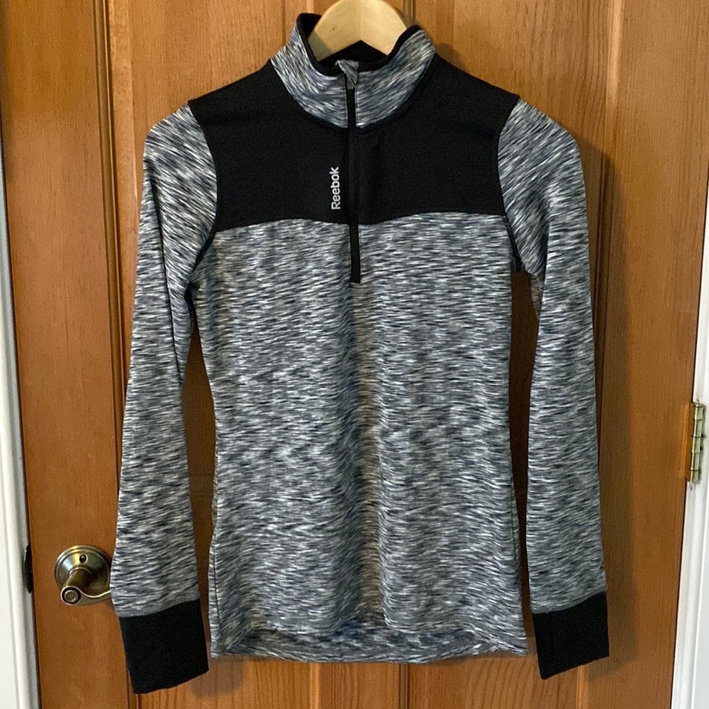 Reebok XS Extra Small Girls Women's Gray/Black Pullover pre-owned